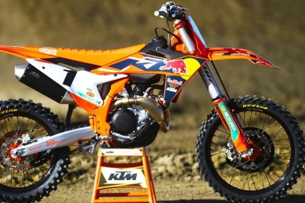 ktm dirt bike